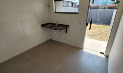 Casa à venda na Avenida Cesário de Melo, Cosmos, Rio de Janeiro - RJ
