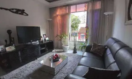 Apartamento à venda na Rua Uberaba, Grajaú, Rio de Janeiro - RJ