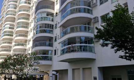 Apartamento para alugar na Rua Mário Agostinelli, Barra Olímpica, Rio de Janeiro - RJ