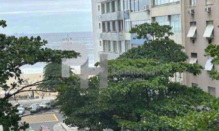 Apartamento à venda na Rua Figueiredo Magalhães, Copacabana, Rio de Janeiro - RJ