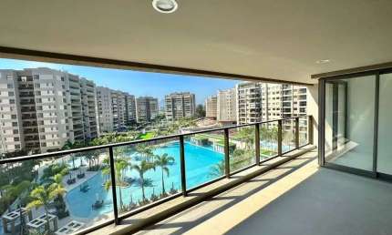 Apartamento à venda na Avenida Rosauro Estellita, Barra da Tijuca, Rio de Janeiro - RJ