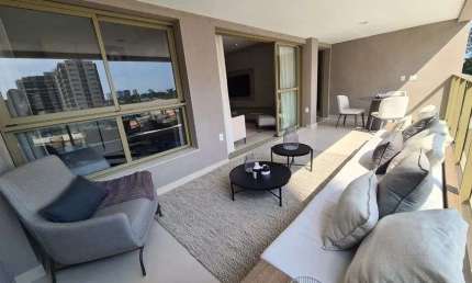Apartamento à venda na Avenida Rosauro Estellita, Barra da Tijuca, Rio de Janeiro - RJ