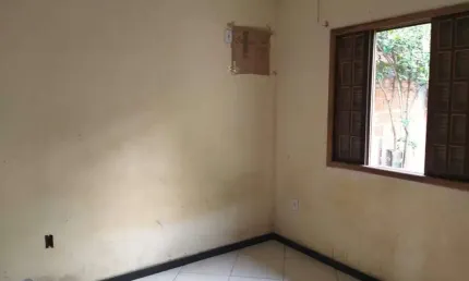 Casa à venda na Rua Augusto José, Capivari, Duque de Caxias - RJ
