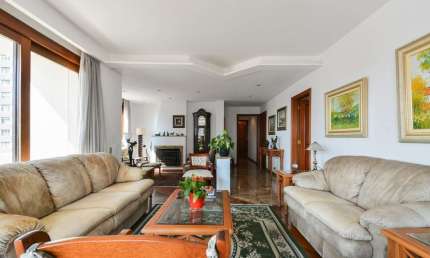 Apartamento à venda na Rua Costa Carvalho, Pinheiros, São Paulo - SP