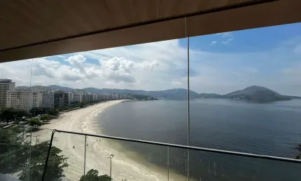 Apartamento à venda na Avenida Jornalista Alberto Francisco Torres, Icaraí, Niterói - RJ