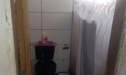 Casa à venda na Rua EE, Jardim Anhangá, Duque de Caxias - RJ