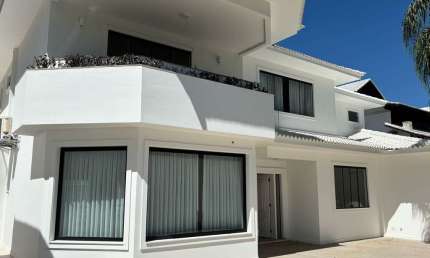 Casa à venda na Avenida das Américas, Barra da Tijuca, Rio de Janeiro - RJ