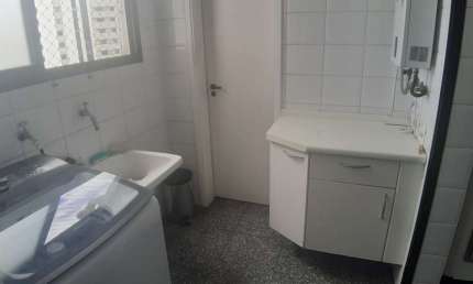 Apartamento à venda na Rua Pantojo, Vila Regente Feijó, São Paulo - SP