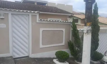 Casa à venda na Rua Áries, Rodilândia, Nova Iguaçu - RJ