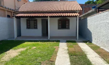 Casa à venda na Rua Dona Pequenina, Ipiranga (Guia de Pacobaíba), Magé - RJ