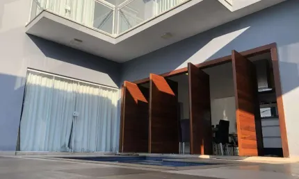 Casa à venda na Rua Amelia Louzada, Centro, Itaguaí - RJ