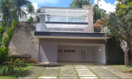 Casa à venda na Alameda Turmalina, Golf Gardens, Carapicuíba - SP