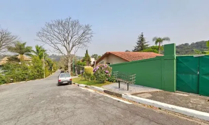 Terreno à venda na Avenida das Américas, Recanto Impla, Carapicuíba - SP