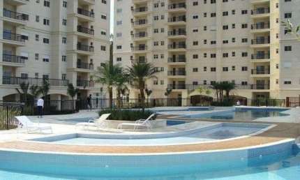 Apartamento para alugar na Rua Werner Goldberg, Jardim Tupanci, Barueri - SP