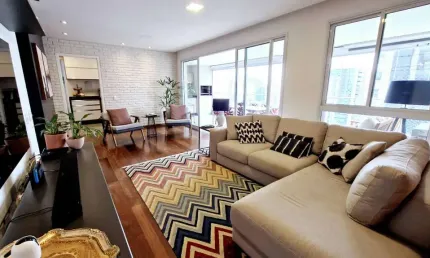 Apartamento à venda na Rua Arizona, Cidade Monções, São Paulo - SP