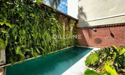 Casa à venda na Rua Roquete Pinto, Urca, Rio de Janeiro - RJ