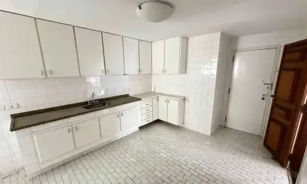 Apartamento à venda na Rua Rita Ludolf, Leblon, Rio de Janeiro - RJ