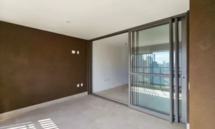 Apartamento à venda na Rua Andréa Paulinetti, Jardim das Acácias, São Paulo - SP