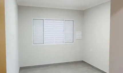 Casa à venda na Rua Frederico Trentini, Jardim Silmara, Amparo - SP