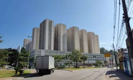 Apartamento à venda na Avenida Henriqueta Mendes Guerra, Vila São João, Barueri - SP