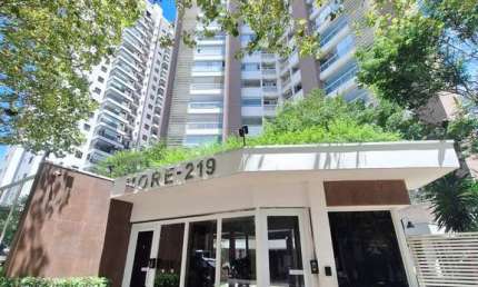 Apartamento para alugar na Avenida Ômega, Melville Empresarial I e II, Barueri - SP