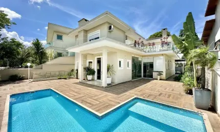 Casa de Condomínio à venda na Alameda Diamante, Golf Park, Carapicuíba - SP