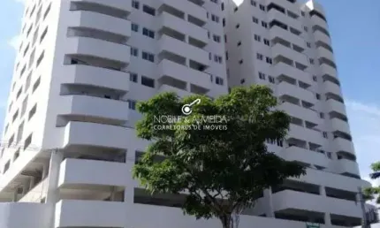 Apartamento à venda na Praça Vitória, Vila Voturua, São Vicente - SP