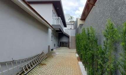 Kitnet para alugar na Rua Direita, Vila Santo Antônio, Cotia - SP