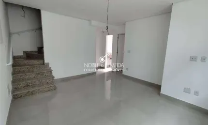 Casa de Vila à venda na Rua Pedro Américo, Campo Grande, Santos - SP