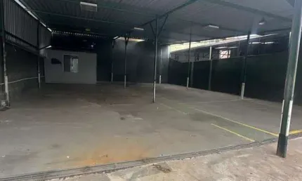 Galpão para alugar na Rua Visconde de Itaboraí, Centro, Niterói - RJ
