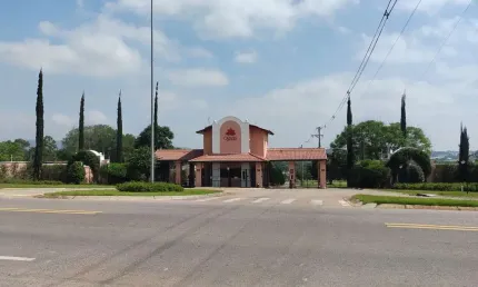 Terreno à venda na avenida adolpho joão traldi, jacaré, cabreúva - sp