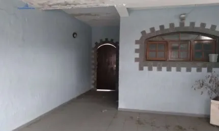 Casa à venda na Rua Ana Vieira de Almeida, Vila São José, Taubaté - SP