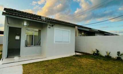 Casa à venda na Rua Clóvis Francisco da Silva, Goytacazes, Campos dos Goytacazes - RJ
