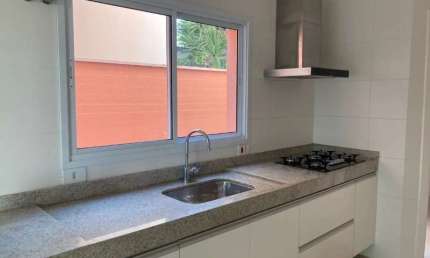 Casa de Condomínio para alugar na Rua Paulo Varchavtchik, Aparecidinha, Sorocaba - SP