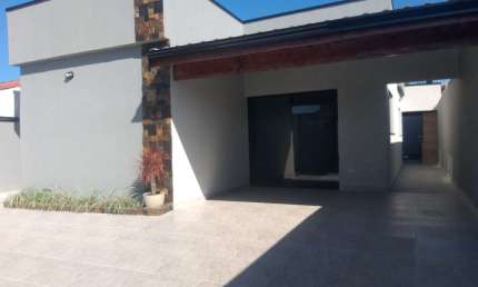 Casa à venda na Rua Maria das Dores Rodrigues, Bopiranga, Itanhaém - SP