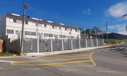 Casa à venda na Rua Ulisses Vidiri, Residencial Hípica Jaguari, Bragança Paulista - SP