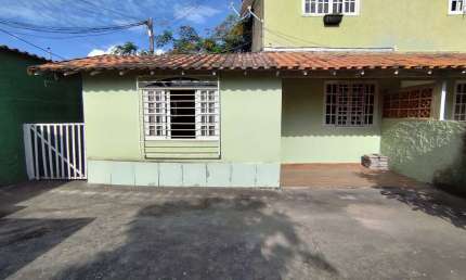 Kitnet à venda na Rua Manoel Figueiredo, Jardim Atlântico Leste (Itaipuaçu), Maricá - RJ