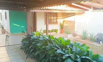 Casa à venda na Rua Nossa Senhora do Carmo, Praia de Itaipuaçu (Itaipuaçu), Maricá - RJ