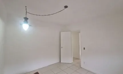 Apartamento para alugar na Rua Botucatu, Grajaú, Rio de Janeiro - RJ