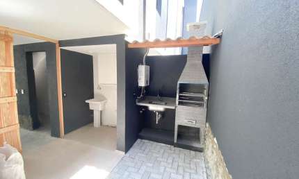 Casa para alugar na Rua Tonelero, Vila Ipojuca, São Paulo - SP