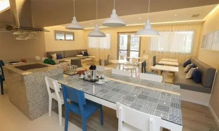 Apartamento à venda na Avenida Tim Maia, Recreio dos Bandeirantes, Rio de Janeiro - RJ