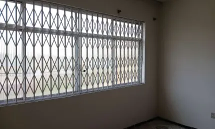 Casa para alugar na rua carlos maximiliano, vila centenário, duque de caxias - rj