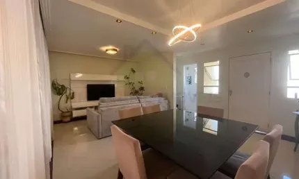 Casa em Condomínio para Venda em Jacareí / SP no bairro Loteamento Villa Branca