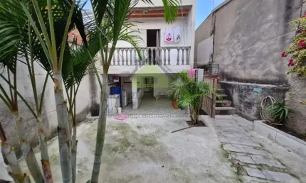 Casa para Venda em Jacareí / SP no bairro JARDIM COLONIA