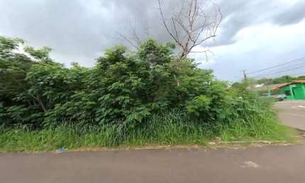 Terreno bem localizado paralelo a Avenida da FEB  Várzea Grande