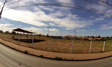Terreno Esquina Avenida do Cpa e rotatoria Av Contorno leste