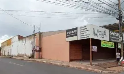 Barracão avenida Arquimedes Pereira Lima moinho próx beira rio material