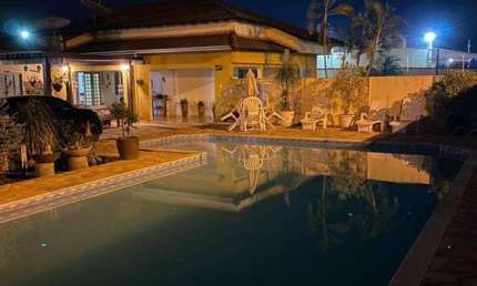Casa com piscina a venda no Jardim dos Estados em Várzea Grande