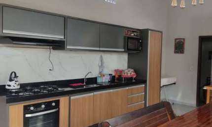 Vendo casa, 2 quartos/suíte, Jardim dos Estados por R$600.000.00