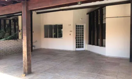 Casa em condomínio fechado com 3 quartos à venda na Avenida Fernando Correa da Costa, 200, Araés, Cuiabá